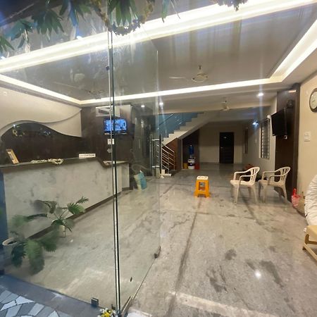 Sri Ganesh Residency Hotel Tirupati Eksteriør billede