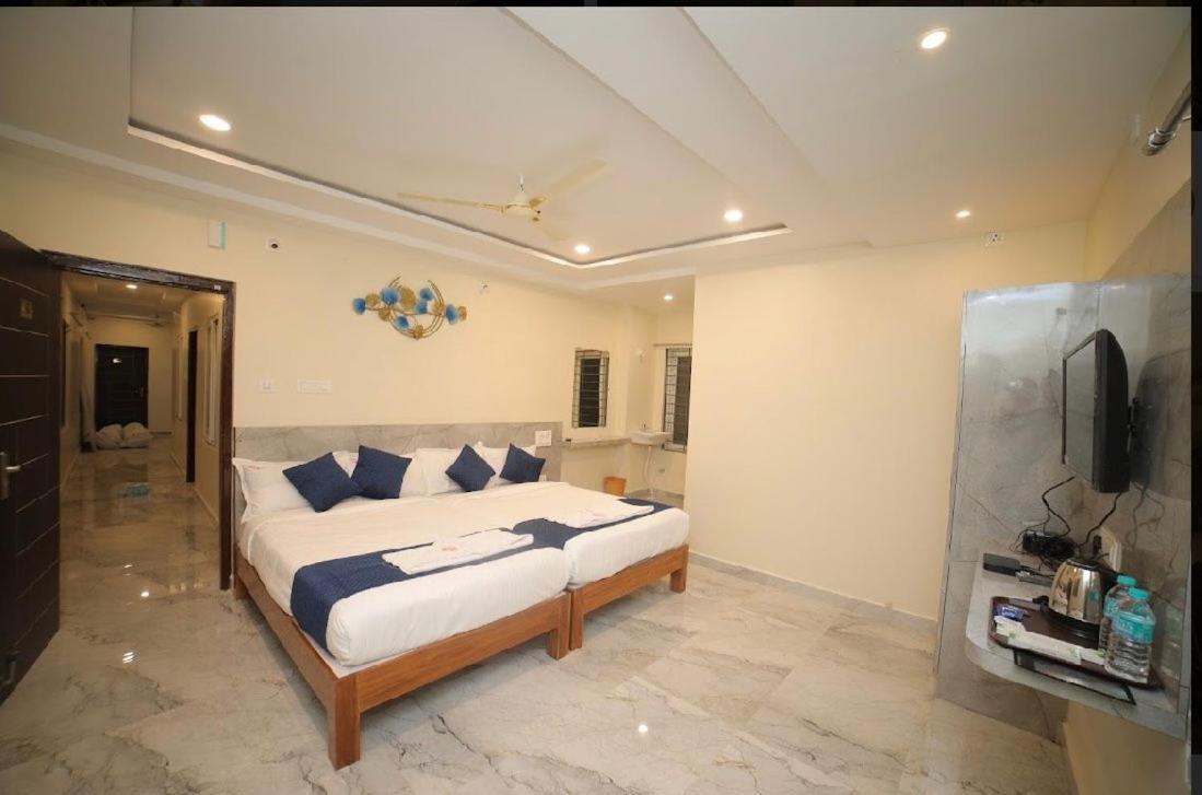 Sri Ganesh Residency Hotel Tirupati Eksteriør billede