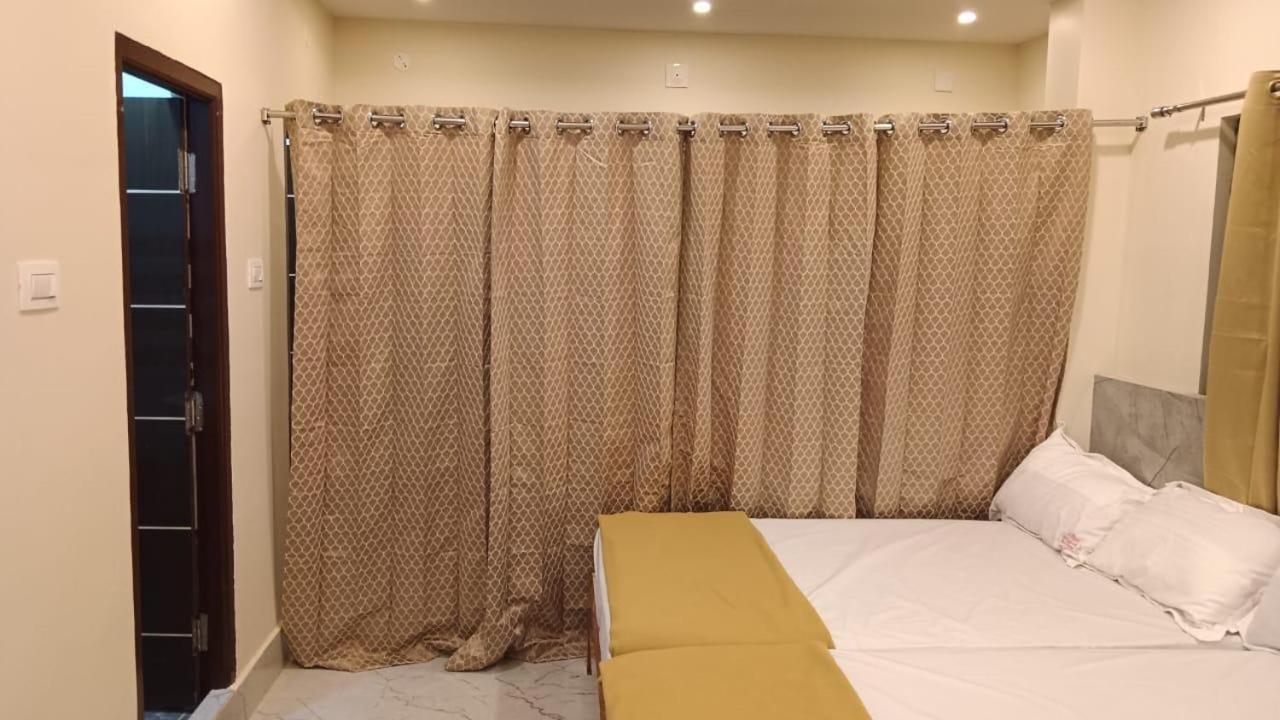 Sri Ganesh Residency Hotel Tirupati Eksteriør billede